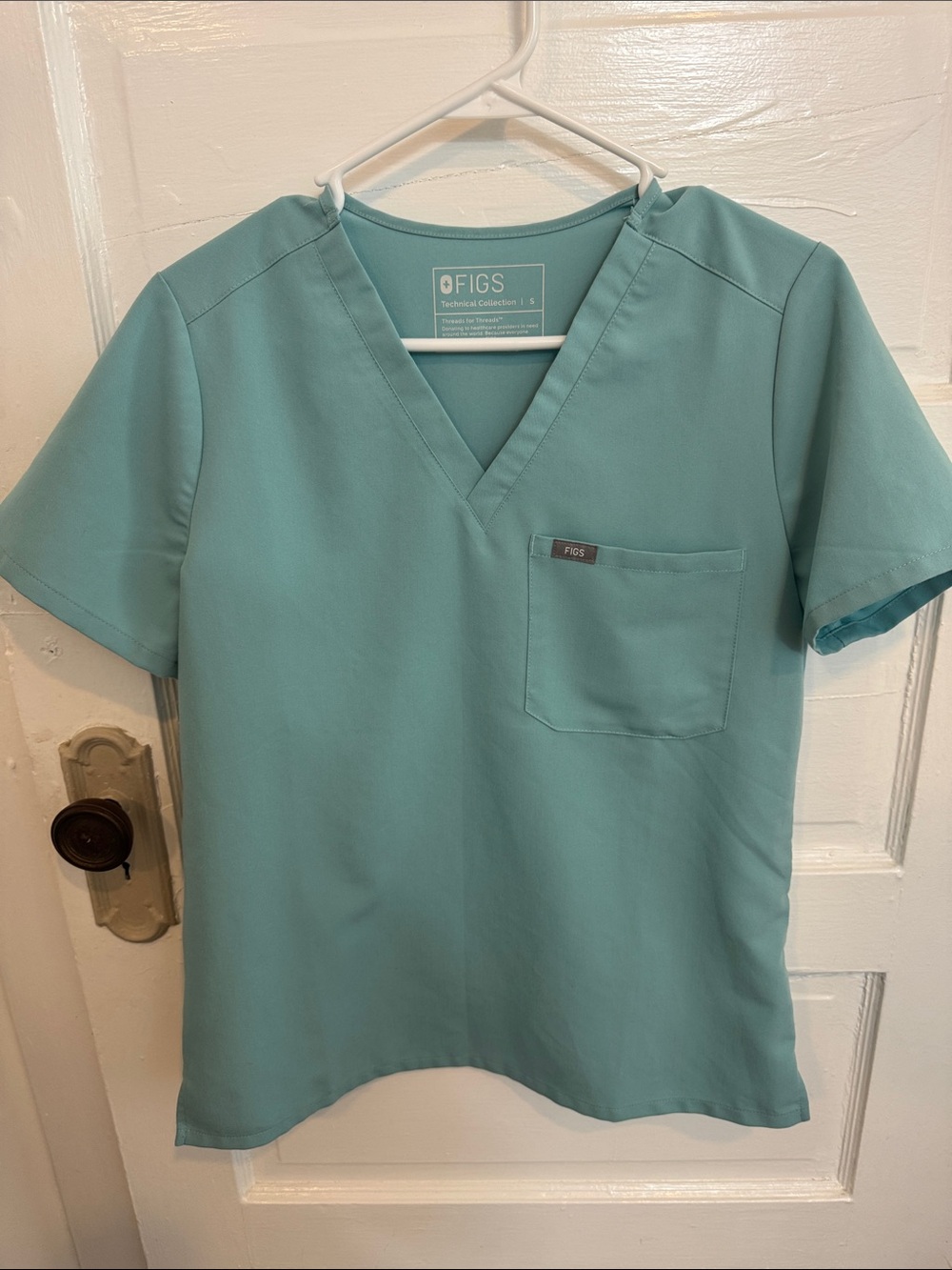 Figs Catarina Scrub Top Short-Sleeve V-Neck Scrub Top Seaglass